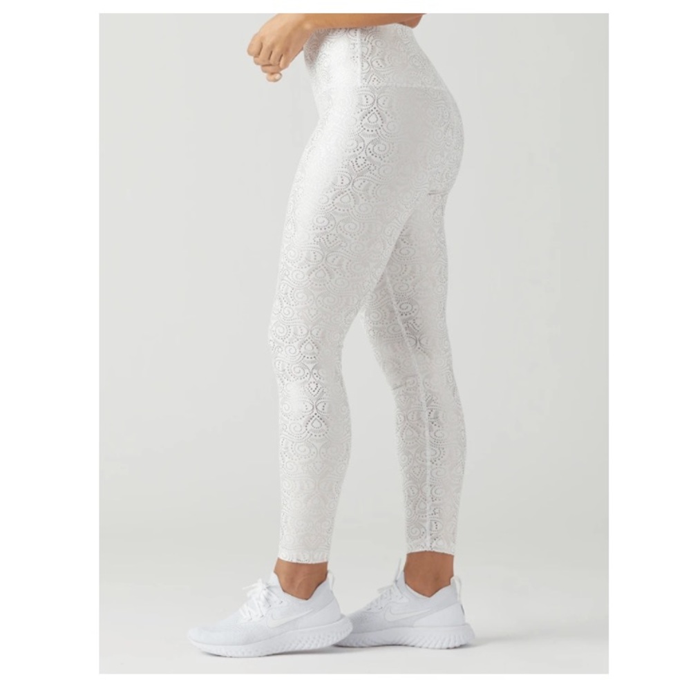 Glyder High Power Legging Print: White Royal Tide